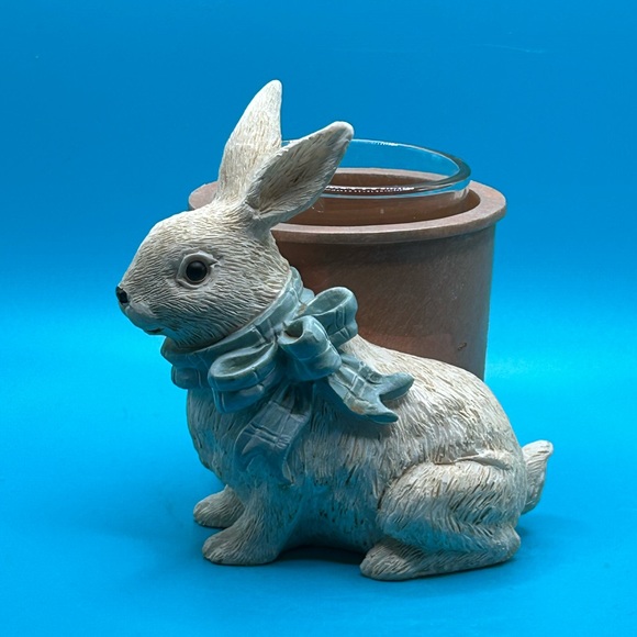 Yankee candle bunny with blue bow and garden pot votive holder, Easter, cottage - Picture 1 of 4